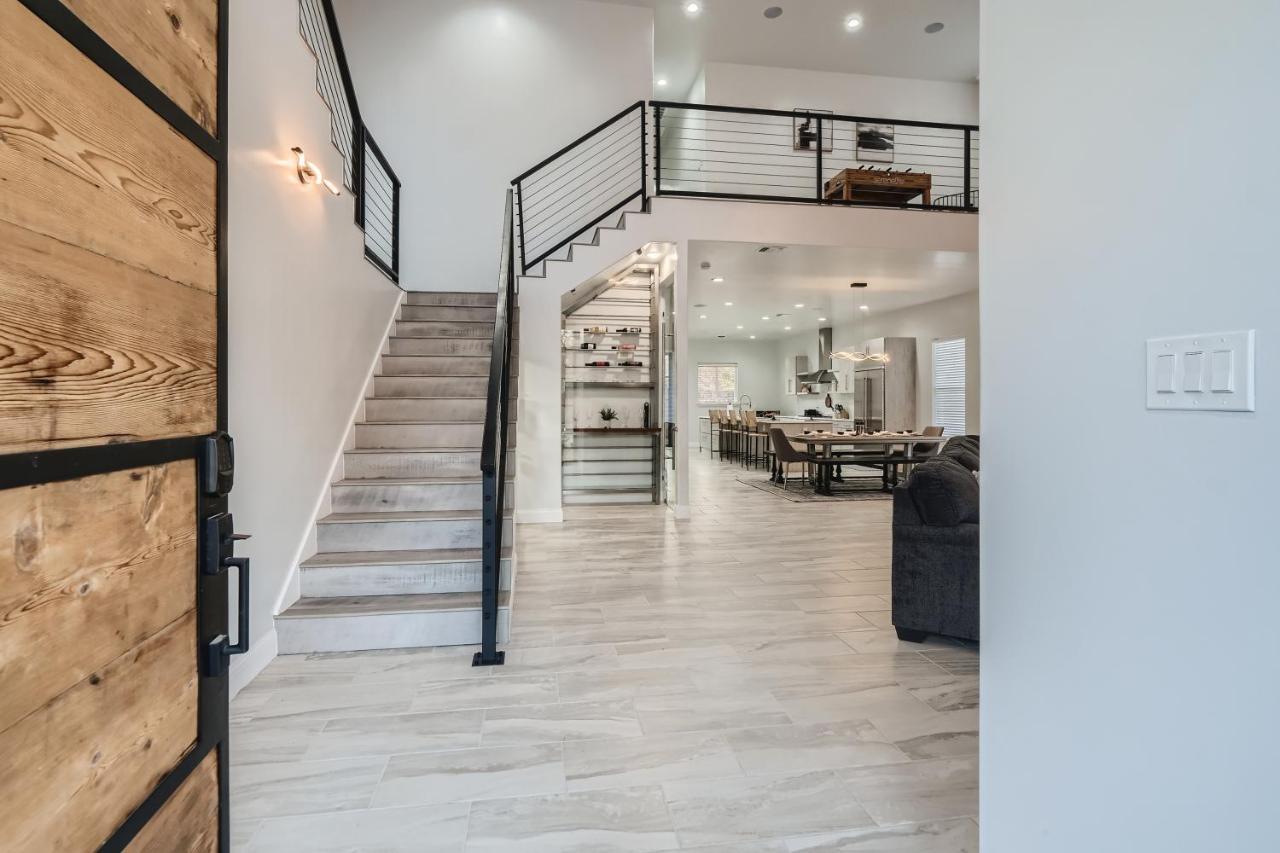 Сasa de vacaciones Luxury 5 Bdrm Home! Blocks To Dt/riverwalk/convention Center! *